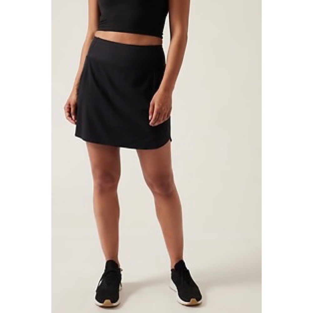 BNWT Athleta Run With It 16” Skort